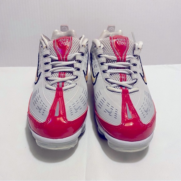 Nike Shoes - Nike Women’s White & Pink Athletic Sneakers